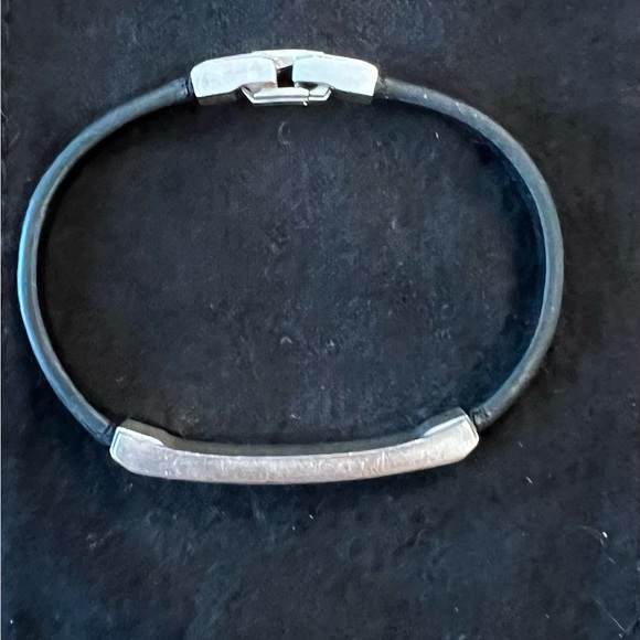 David Yurman BLACK LEATHER with black onyx - Picture 1 of 3